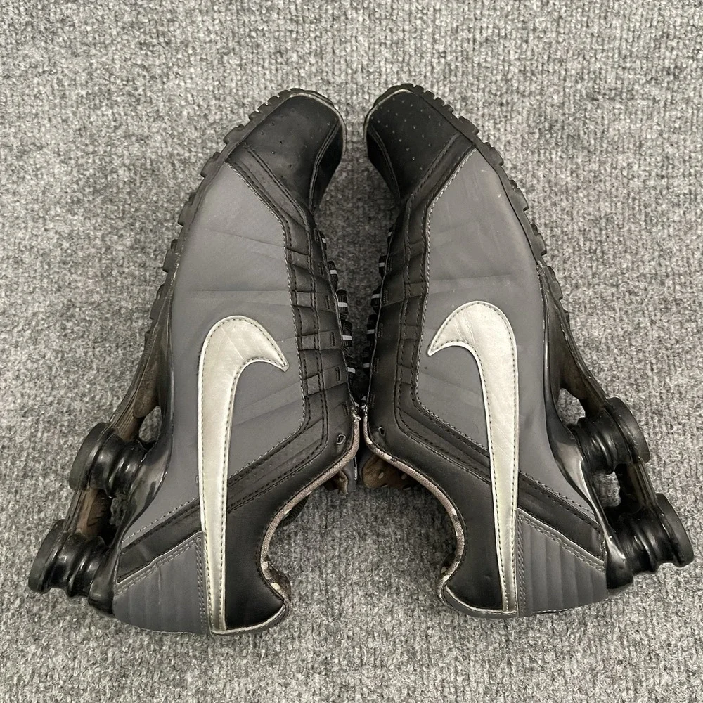Nike shox shoes